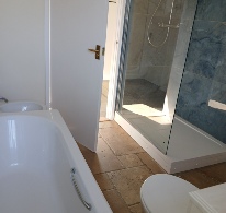 Bathroom5.jpg