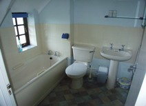 Bathroom-1.JPG